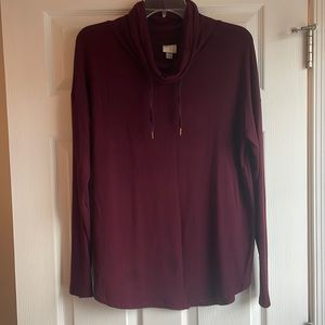 Burgundy top. Size M. A New Day.